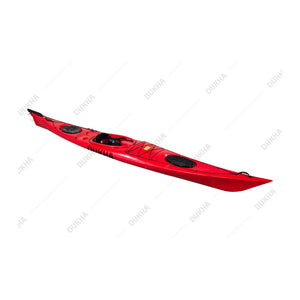 Kayak de travesía DUKHA Marlin 16.7, vista en tres cuartos
