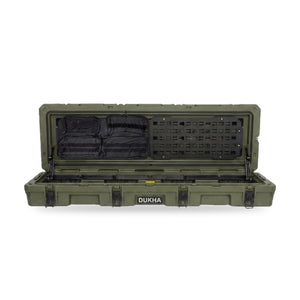 Hard Case DUKHA Titán 92L Rooftop, abierta con bolso y panel MOLLE