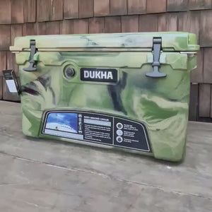 Hard Cooler DUKHA 45QT en uso